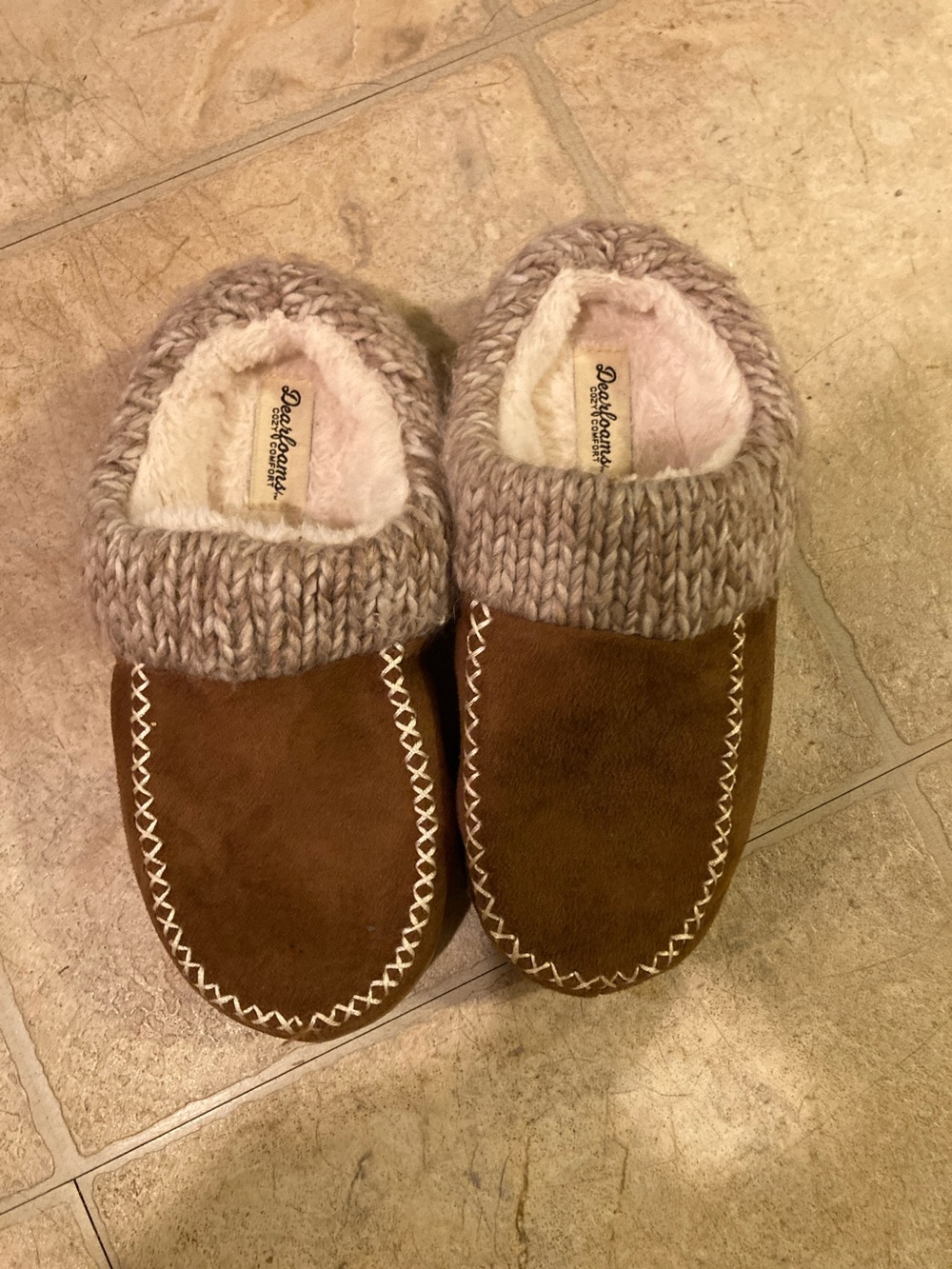 dearfoams Women’s Brown Slip-On Moccasin Slippers with Knit Cuff size 5-6